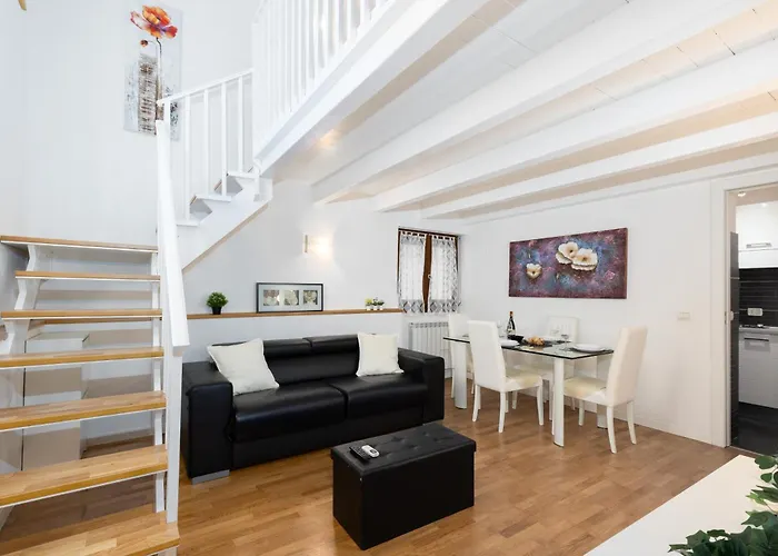 Guesthost - Prada Loft Near Porta Romana